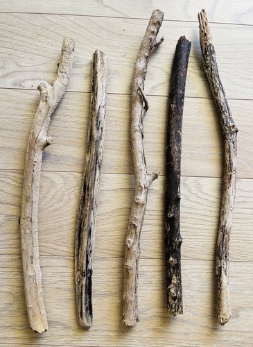Long driftwood branch chunky - long,