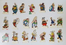 Set of 21 figures WEETABIX ASTERIX  CARDS1975   - no badges cereal giveaways