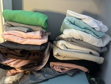 Bundle of 25 Clothing Items