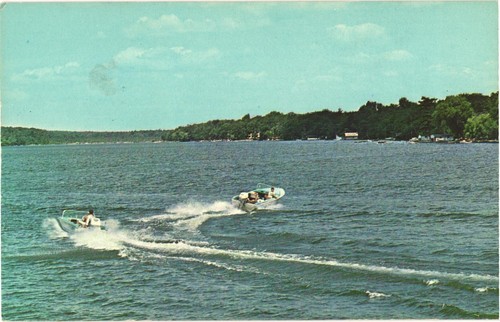 Usa speedboating two people - usa,