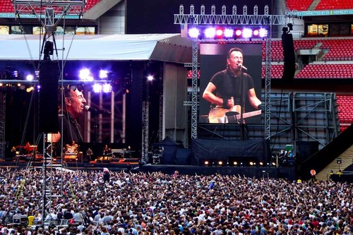Bruce springsteen live - bruce, in