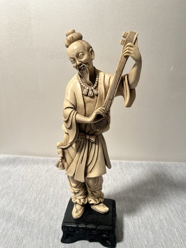 Vintage okimono chinese resin - chinese,