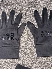 Nike Gloves Very Good