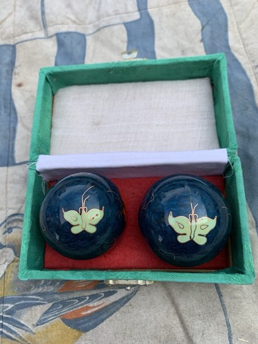 Vintage pair baodong - of,