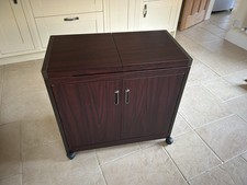 Hostess trolley 