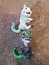 WowWee Fingerlings Untamed Dire Wolf Sabre Tooth & T Rex Dino Gre Electronic Pet