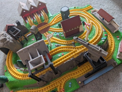 Vintage thomas the tank engine - thomas,
