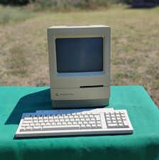 Apple Macintosh classic M0420 Vintage Computer