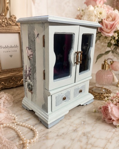 Vintage jewellery box small - box,