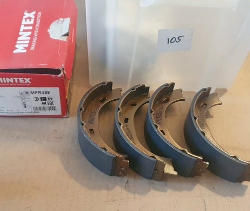 Brake shoe set - , for