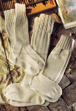 MEN'S FISHERMAN'S SOCKS~ARAN YARN~RIB/CABLE~KNITTING PATTERN~SIZE 10-11" (H 46)