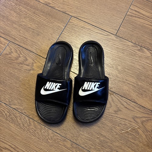 Nike sliders size - uk, 4.5