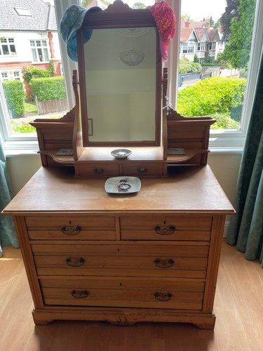 Antique pine chest drawers - of,