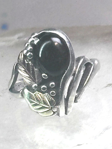 Black hills gold ring - black,