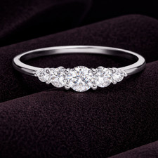 5 Stone Graduated Ring