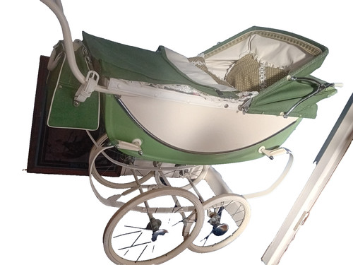 Vintage silver cross - silver, coach