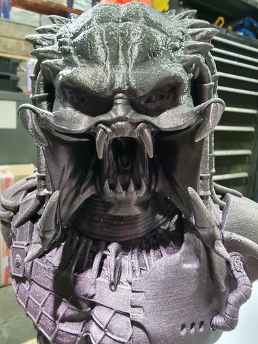 Printed predator model - 3d,