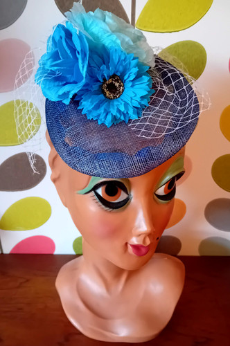 Blue floral 40s pill - floral,
