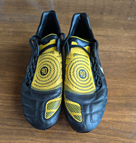 Nike total football - total,