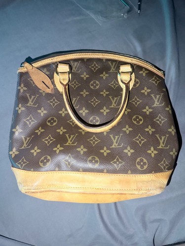 Louis vuitton alma - vuitton, handbag