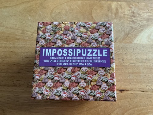 Love hearts impossipuzzle 100 - love,