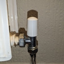 2/4/6/8/10/50/100 Push Fit White Replacement Radiator Valve Cap Lockshield Cover