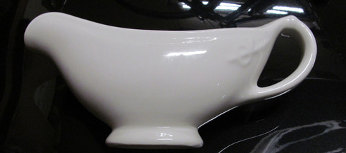 Vitrified gravy boat - *vitrified, by