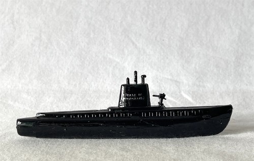 Vintage black plastic hong - black,