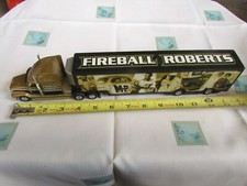 Fireball Roberts Transporter SEMI TRAIL 1998 Nascar Hotwheels diecast Sky Rise k