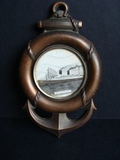 Buoy frame with photo liner /