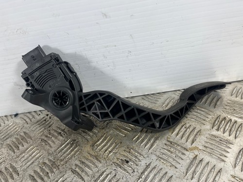 2013 citroen ds3 - ds3, accelerator