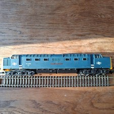Lima OO Gauge Class 55  Royal