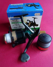 A RETRO BOXED SHAKESPEARE