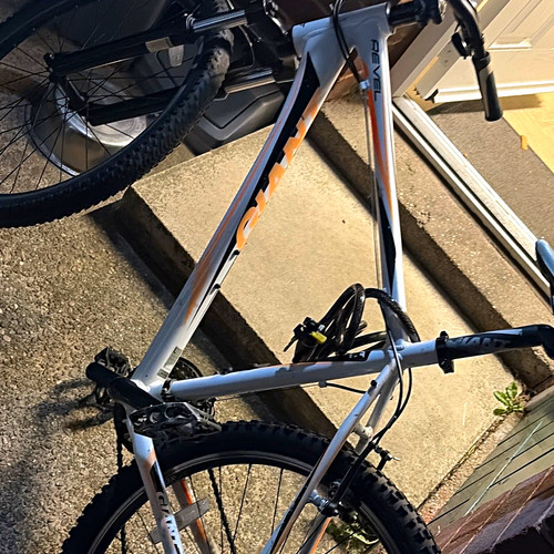 Giant revel mountain bike 26in - revel,