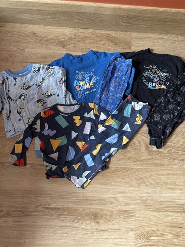 Months pyjamas bundle - 18-24,