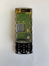 Original Nokia N80 slide