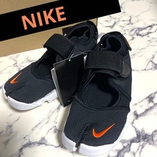 NIKE WMNS AIR RIFT sneakers