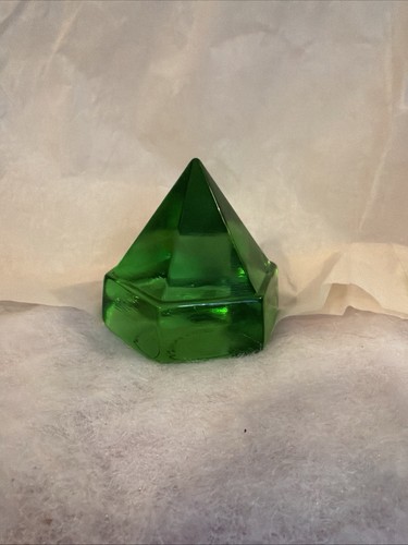 Light green ship deck glass - light,
