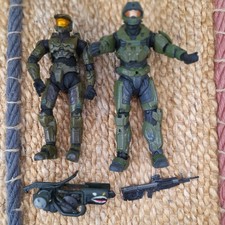 2 McFarlane  Halo Reach Master Chief Action Figures  With 2 Weapons
