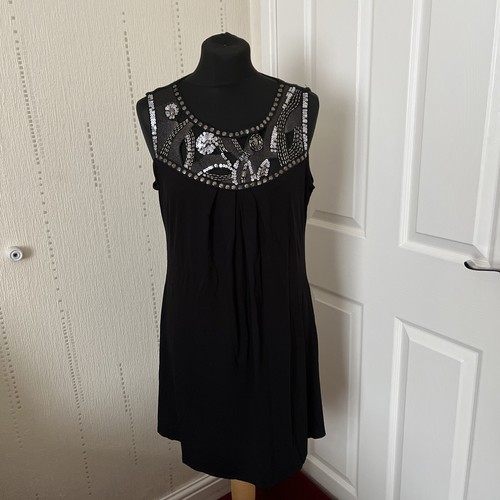 Wallis size flare top or - m,flare,