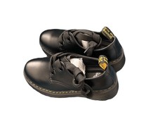 Platform boots, doc martin