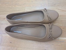 Hush Puppies Women's Naomi Closed Toe Ballet Flats