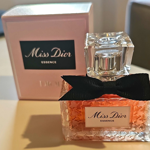 Dior miss essence eau - miss,