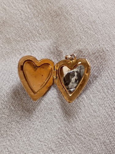 How sweet tiny antique gold - a,