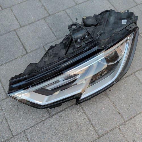 Audi passenger side left - passenger,