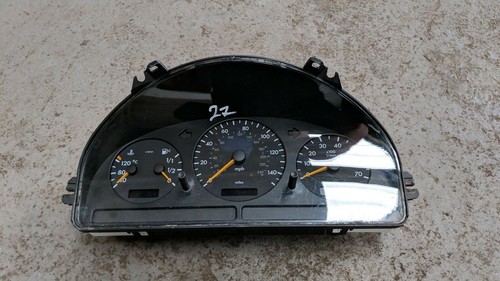 Mercedes 270 speedo clocks - mercedes,