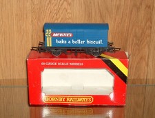 HORNBY 'OO'  R.137 McVITIE'S LWB CLOSED VAN - SILVER SEAL WHEELS - BOXED  (L988)