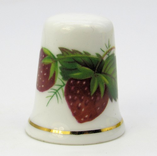 Collectable bone china thimble - collectable,