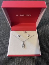 H. Samuel Necklace and