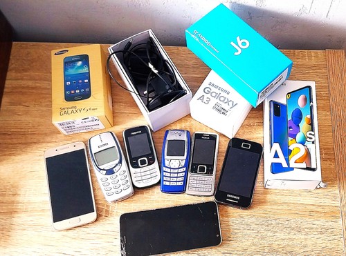 Mobile phones job - job, lot